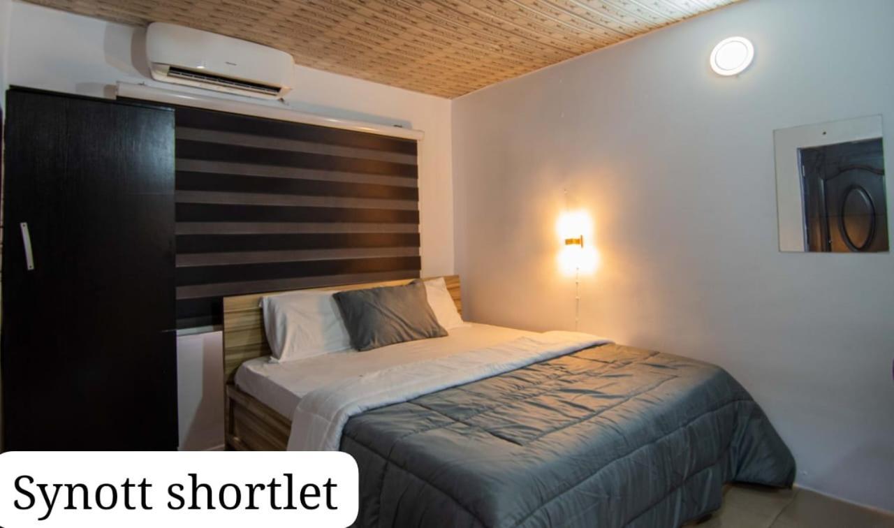 Synott Apartment Ikeja Exterior foto