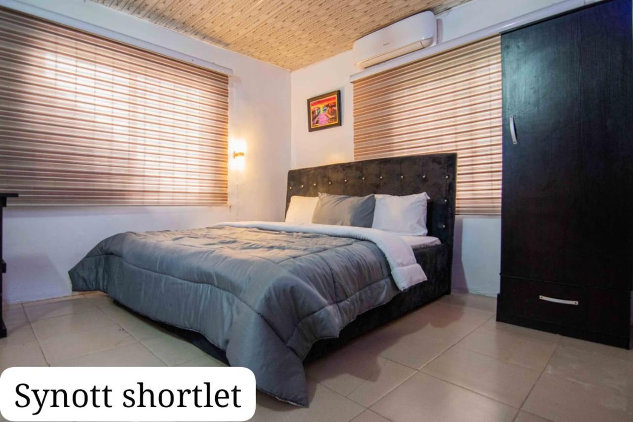 Synott Apartment Ikeja Exterior foto